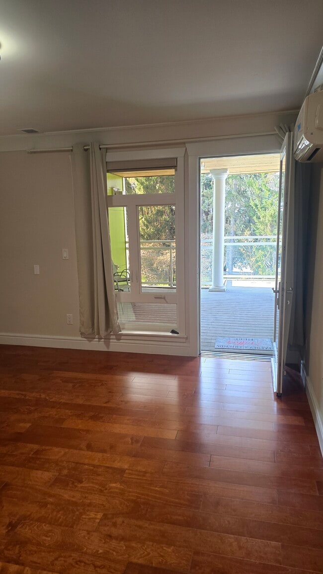 Photo - 7440 E Green Lake Dr N