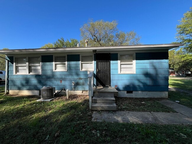 Photo - Lovely 2BR/1ba house