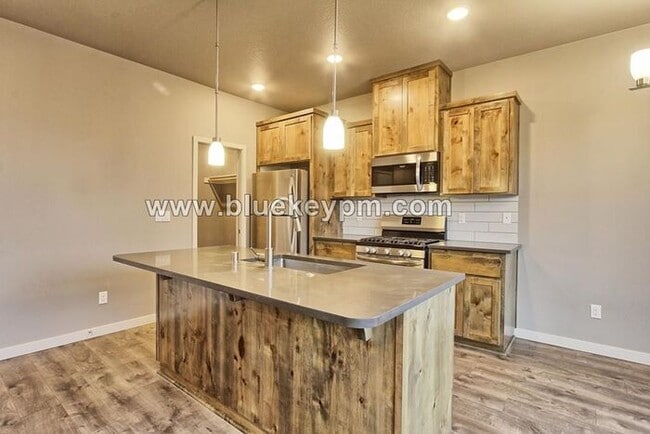 Photo - 3 Bed, 2.5 Bath Townhome in Orchards by Pr...