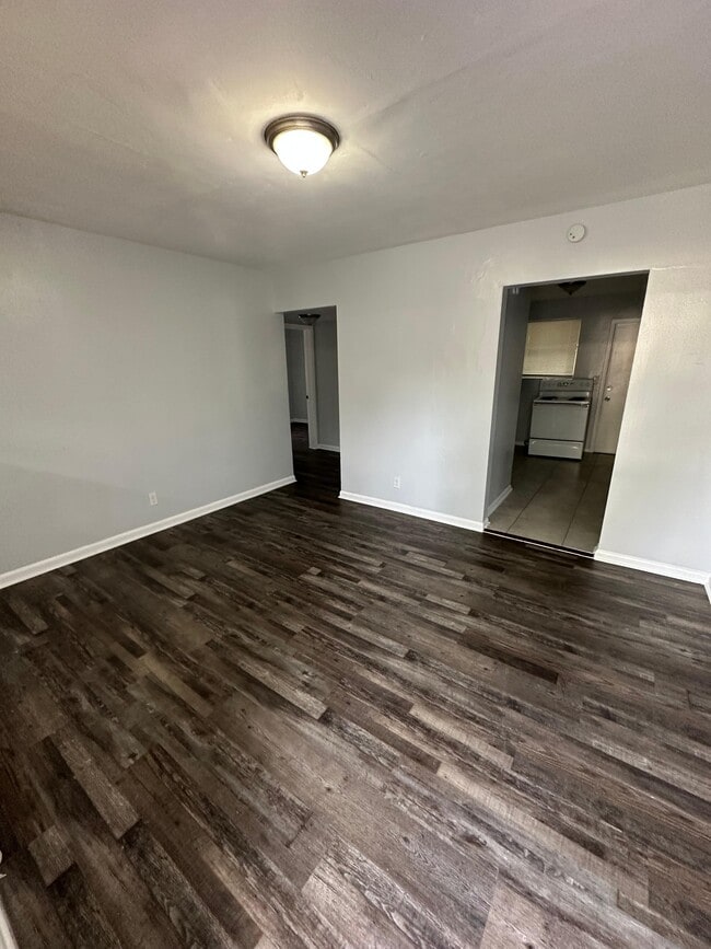 Photo - 2002 Palafox St