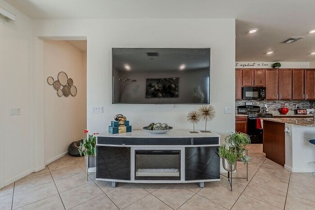 Photo - Modern Comfort Meets Smart Living in Vail!