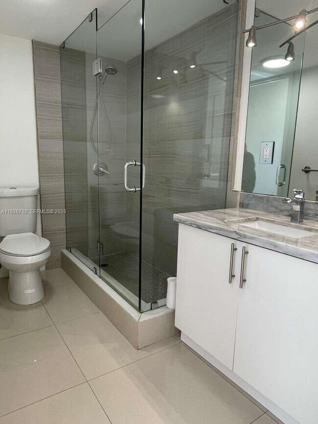 Photo - 17021 N Bay Rd Unit 226