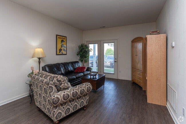 2BR, 2BR - The Laurel - 1089 SF