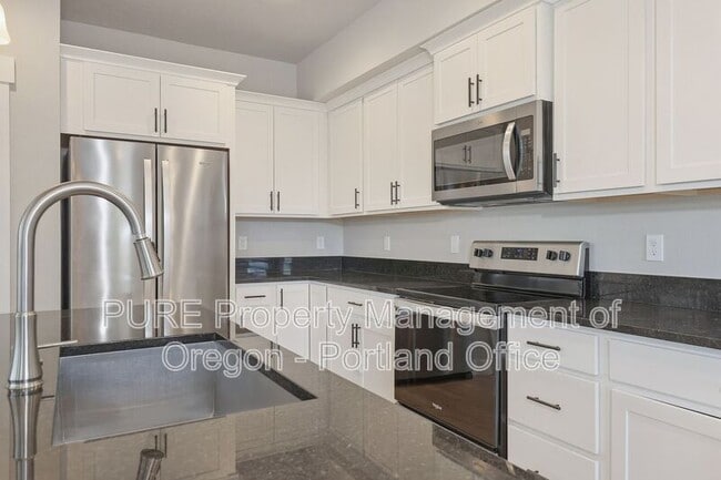 Photo - 1730 NE Gilbert Ln