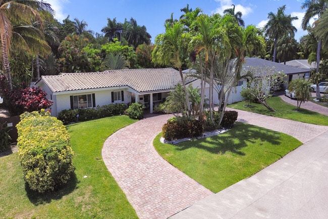 Photo - 3036 NE 19th St