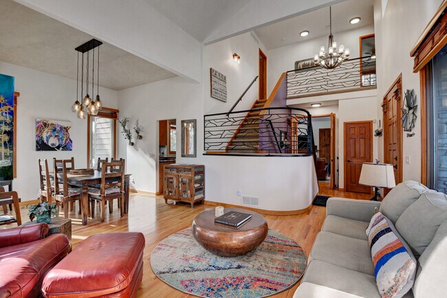 Photo - 29982 Troutdale Ridge Rd