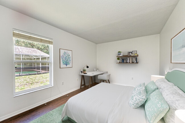 Photo - 3219 58th Terrace E