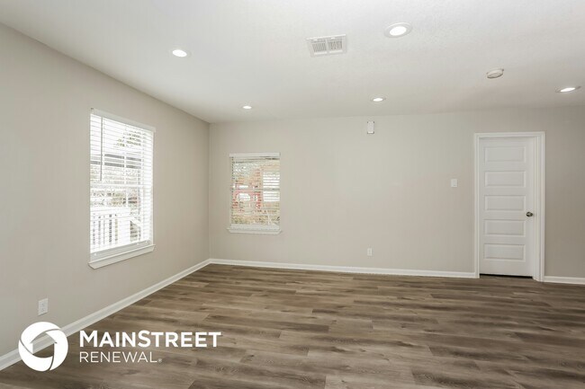 Photo - 1023 Hahlo St