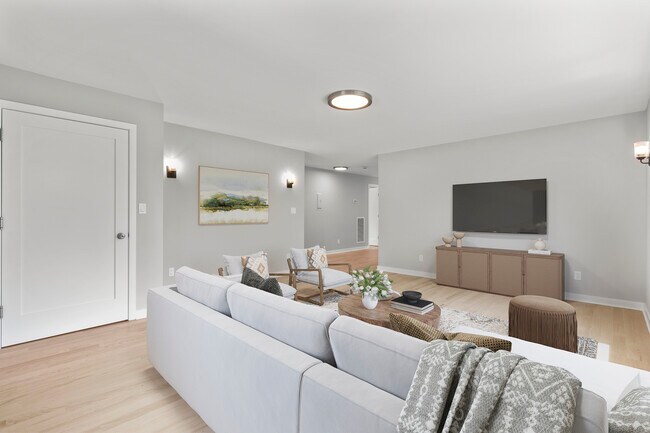 Photo - 784 Atlantic St Unidad 1