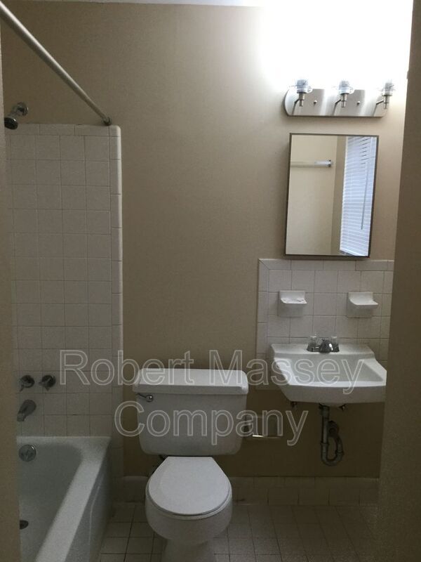 Photo - 1827 Payne St Unidad #15
