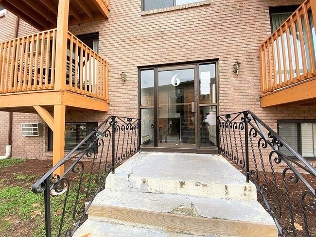 Photo - 6 Lancelot Court Condo Unit 30