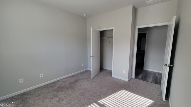 Photo - 1 Berryrun Dr