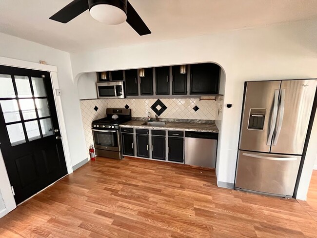 Photo - 613 Lehigh Ave