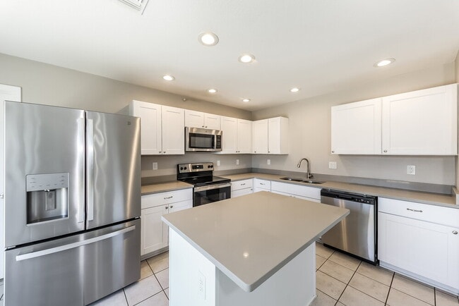 Photo - 10509 W Angels Ln