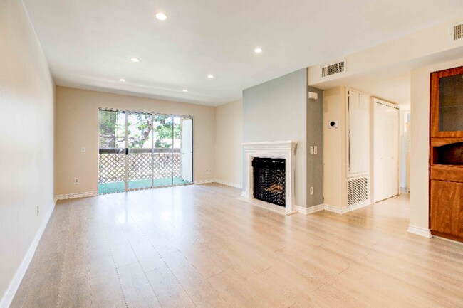 Photo - 3481 Stancrest Dr Unidad 112