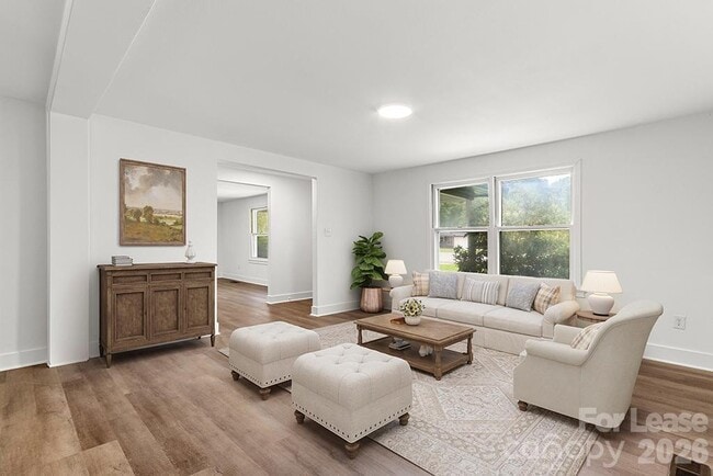 Photo - 761 Randa Dr