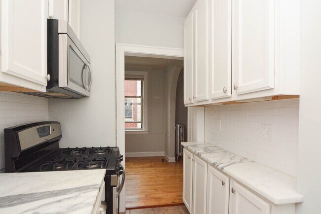 447 W Surf St Unit S4