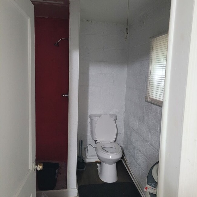 604 1/2 Morris Rd.