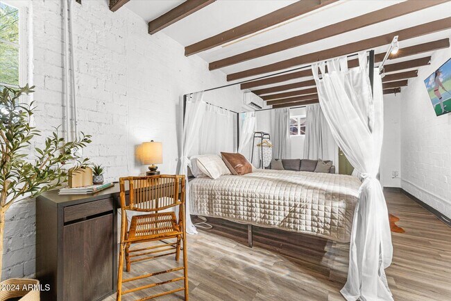 Photo - 9428 N 1st Ave