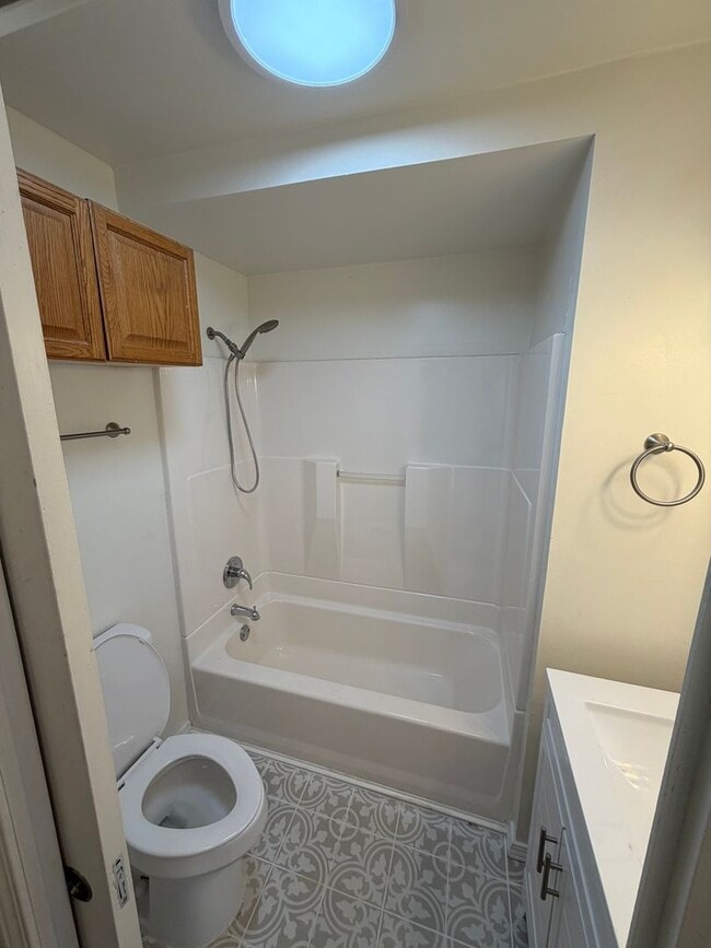 Photo - 4 Bed | 2 Bath House