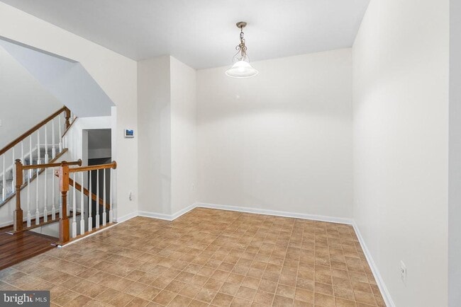 Photo - 406 Horizon Ln