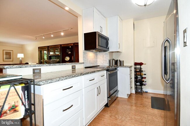 Photo - 1435 4th St SW