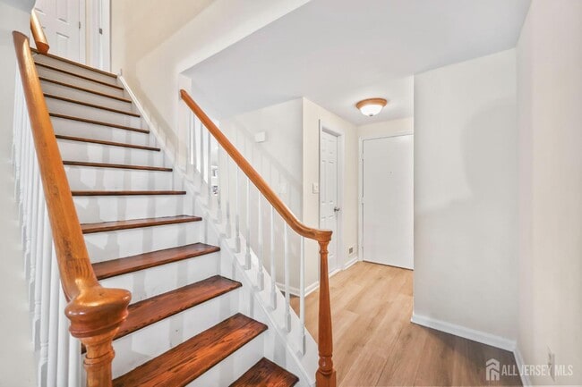 81 Thoreau Dr