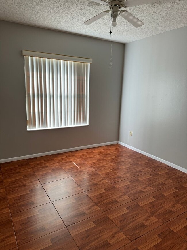 Photo - Spacious 3 bedroom, 2 bathrooms multiplex unit.