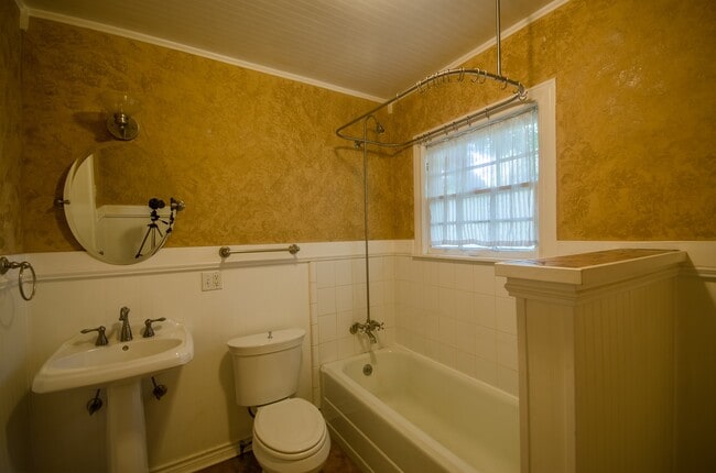 Photo - 1303 S Sneed Ave