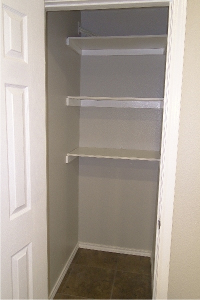 Despensa accesible - 4115 Robinhood Dr