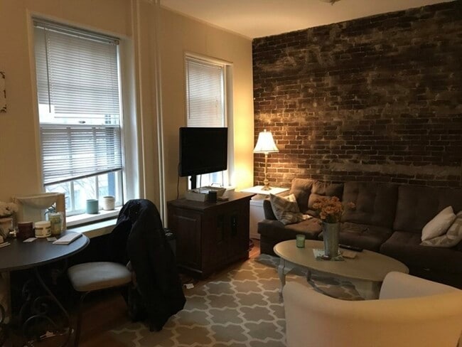 Photo - 43 Grove St Unit 3