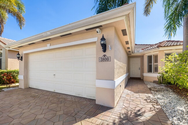 3800 Woodfield Dr