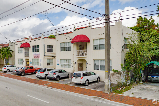 Photo - 1521 SW 7 Street Apartments