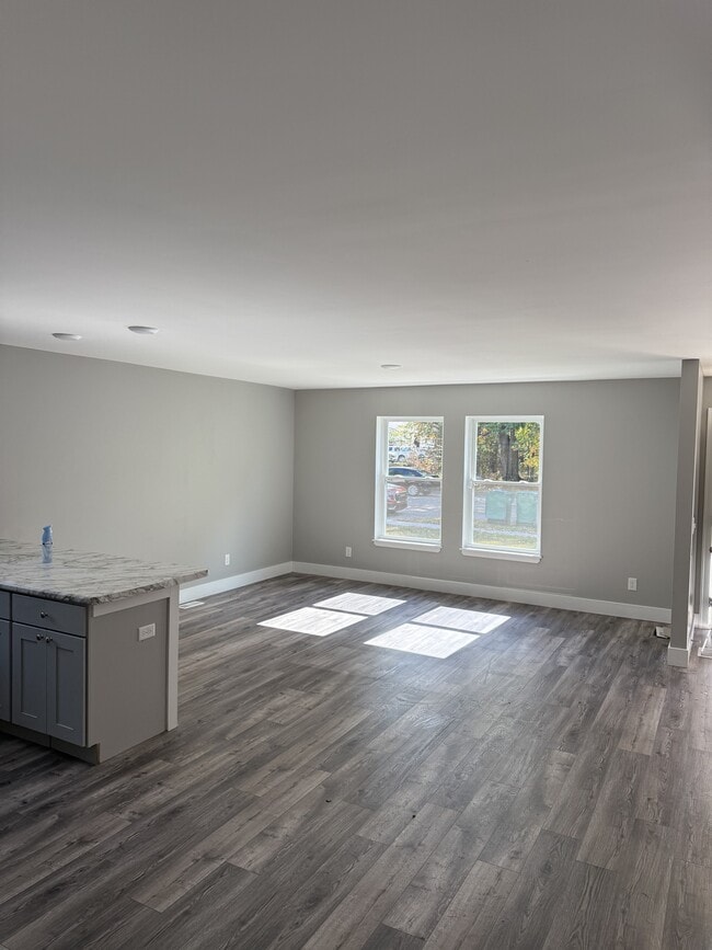 Photo - 3224 W Miller Rd