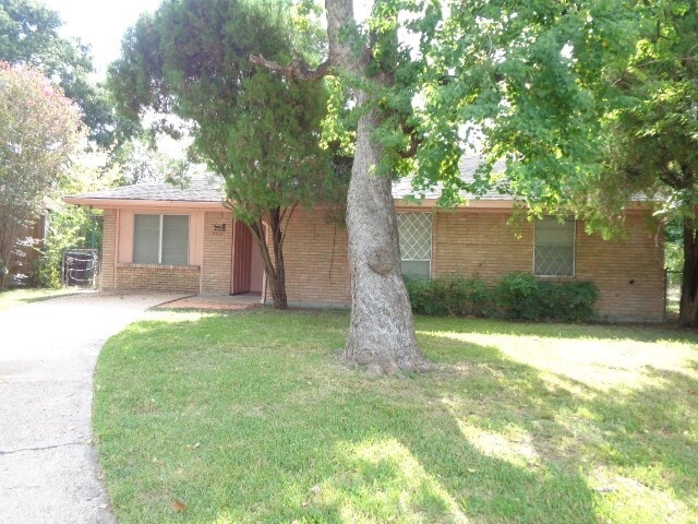 Photo - 3012 Barksdale Dr Casa