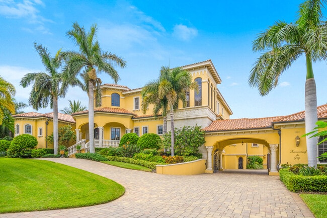 Photo - 1363 Oceanview Dr