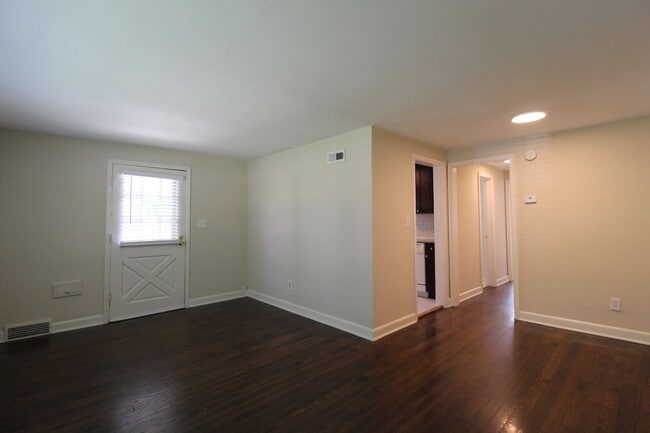 Photo - Fully Renovated 1 Bedroom 1 Bath in North Kansas City