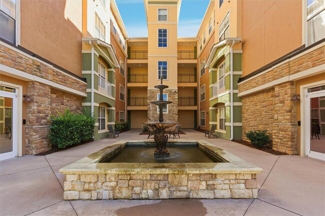 Photo - 10 Perimeter Summit Blvd Unidad 2410