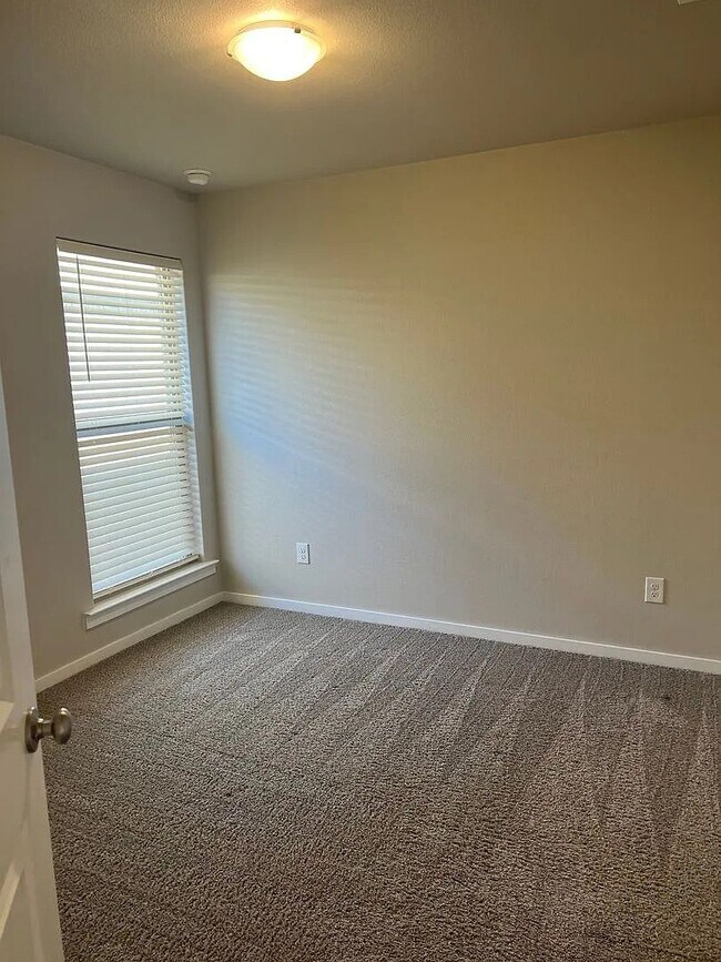 Photo - 9711 Saratoga Ave Unidad Upland Heights - 9711 Saratoga Avenue B