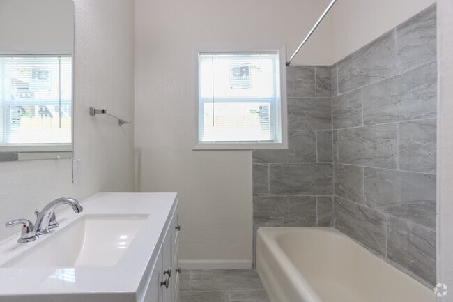 Unit 1 - 1BD, 1BA - Bathroom - Norwood Street Apartments