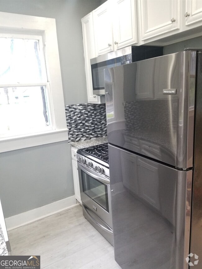 Building Photo - 1789 W Taylor Ave Rental