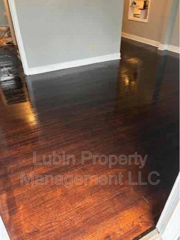 Photo - 1007 Railton Rd