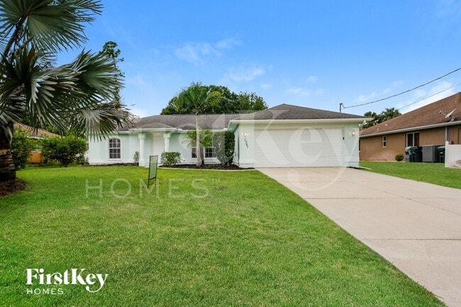 Building Photo - 1347 Russellville St