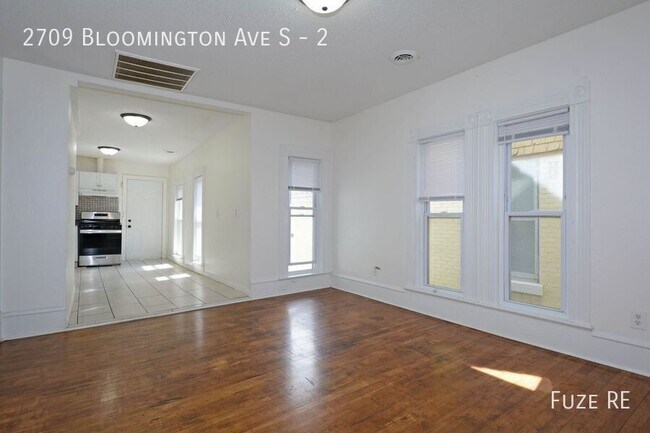 Photo - 2709 Bloomington Ave Unit 2