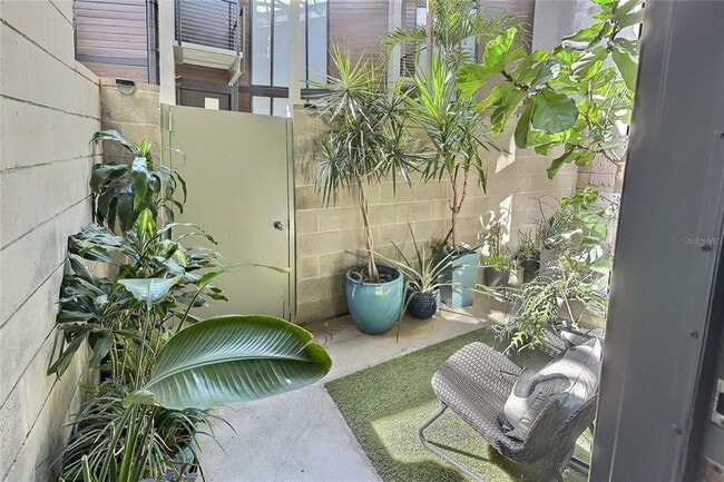 Photo - 217 N 12th St