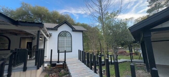 Photo - 20696 Brazos Dr