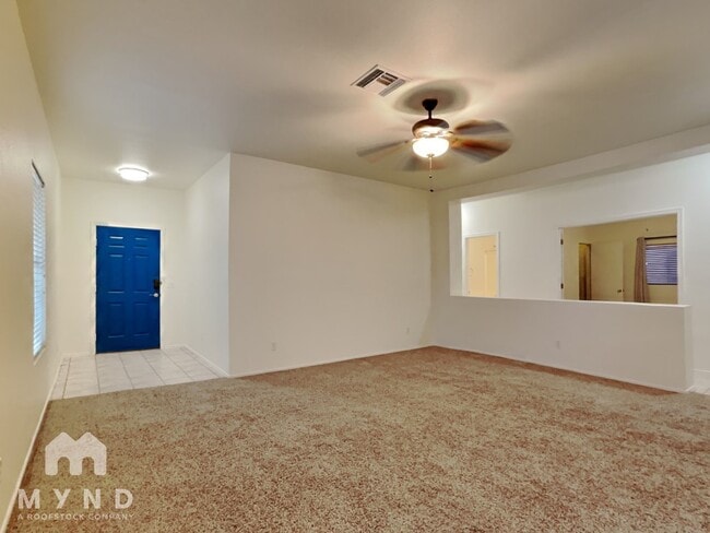 Photo - 1101 E Beth Dr