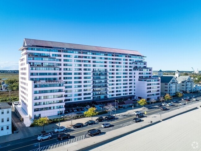 Building Photo - 350 Revere Beach Blvd Unit 9T Rental