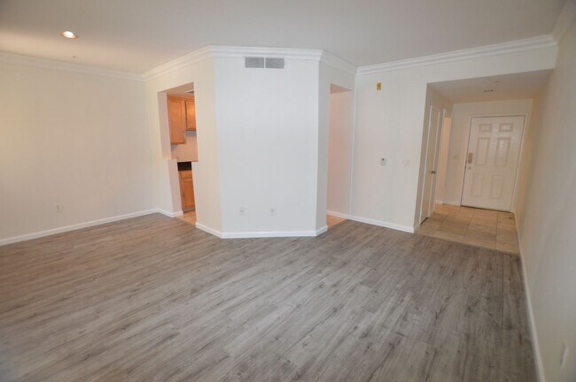 Photo - Meridian Unfurnished 1Bdr/1Bath Luxury Con...