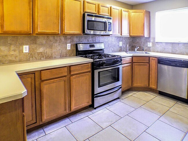 Photo - Two Bed Point Breeze Townhouse